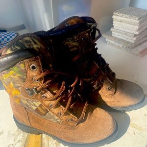 redhead pull on boots